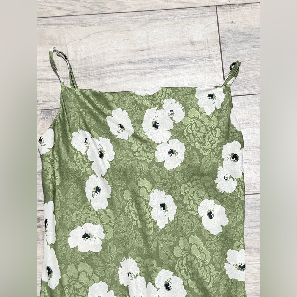 NWOT. Atnlewhi Floral Green Maxi Dress size L. - Picture 12 of 16